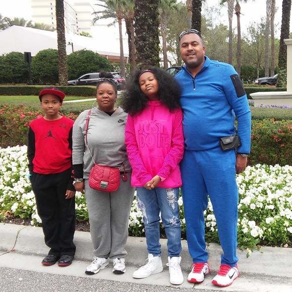 Meet your Posher, Deonjala and Brian - Picture 4 of 6